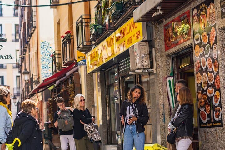 Madrid : Barrio de las Letras, Cervantes and Plaza de Santa Ana
