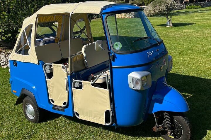 Private and Secret Tour in Ape Collector Vintage in Menorca