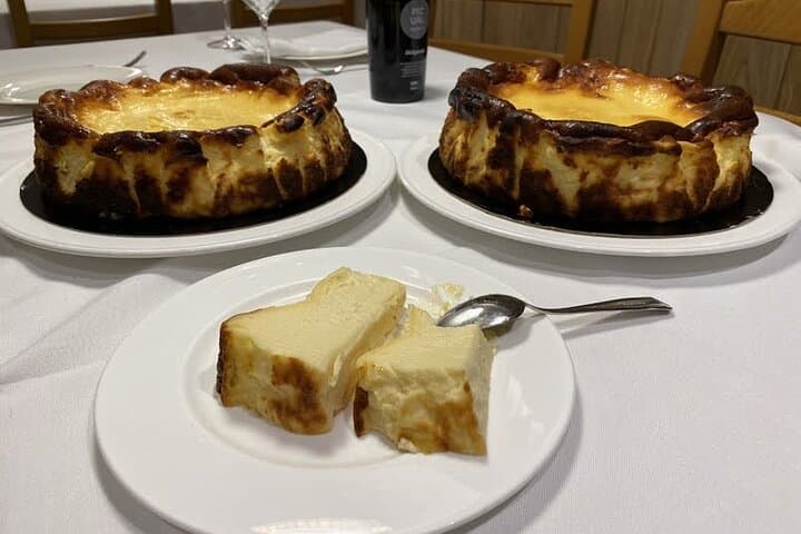 San Sebastian Combo City and Pintxo Private Tour