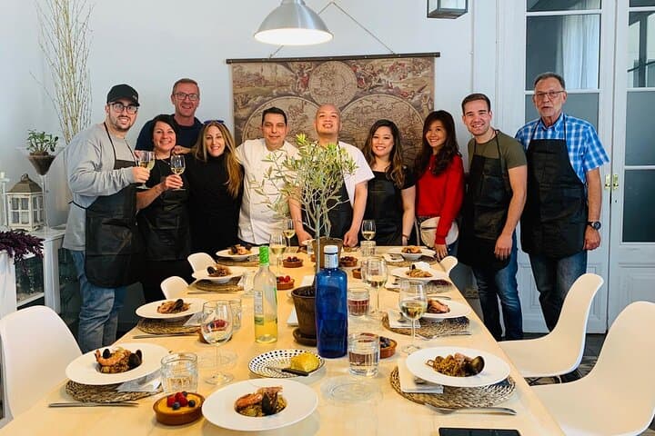 Small-Group Paella Class, Tapas & Market Tour Central Barcelona