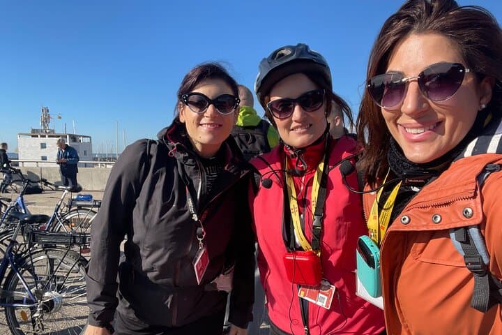 Licensed Guides in the bike tour