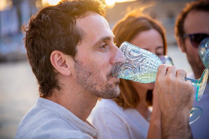 Barcelona Sailing and Wine Tasting Guided by an Expert Sommelier