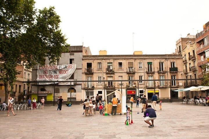 Gràcia Neighborhood Private Tour with Vermouth & Local Culture