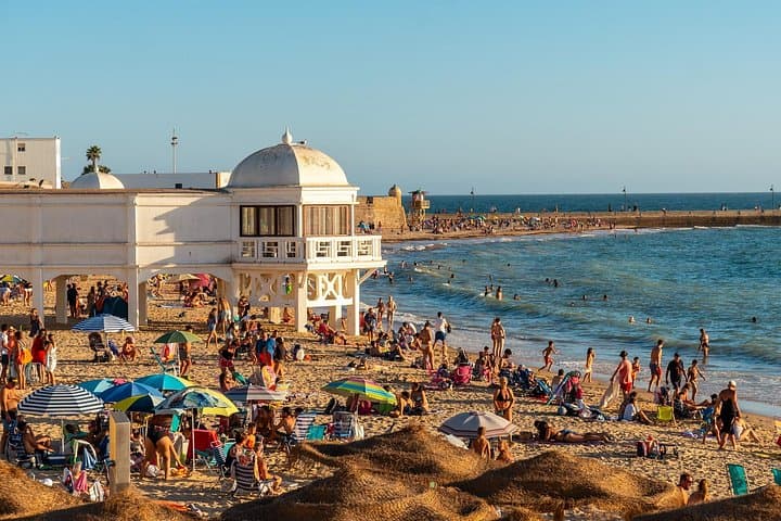 Cadiz: City Walk with Audio Guide in 7 Languages on your Phone