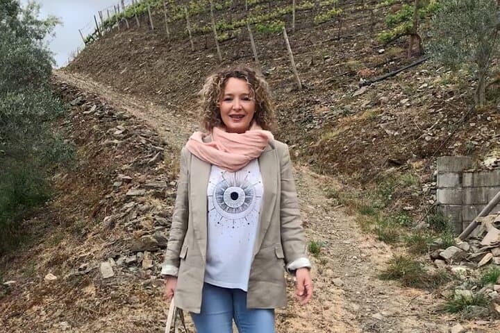 Walk through the Portuguese Vinyards