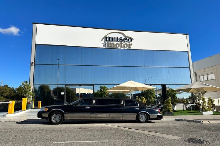 Guided tour of the Motor Museum with limousine transportation