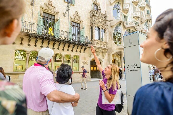 Barcelona Gaudi and Sagrada Familia Tour