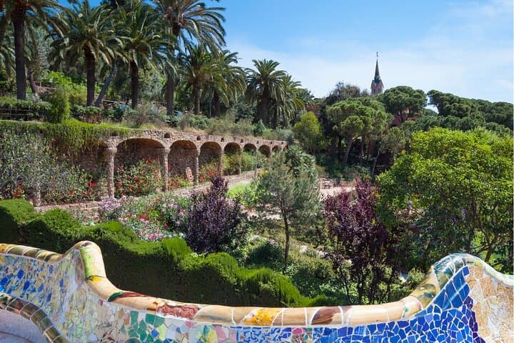 Barcelona: Reserved Group Entrance to Park Güell with Audio Guide
