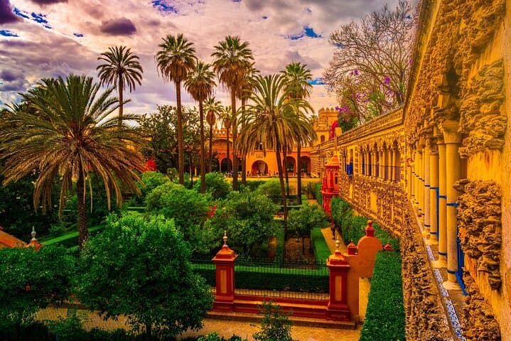Alcazar of Seville Guided tour with Skip the Line Access