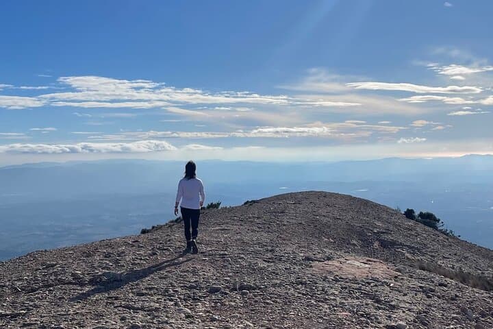 Return to Montserrat in 2 days