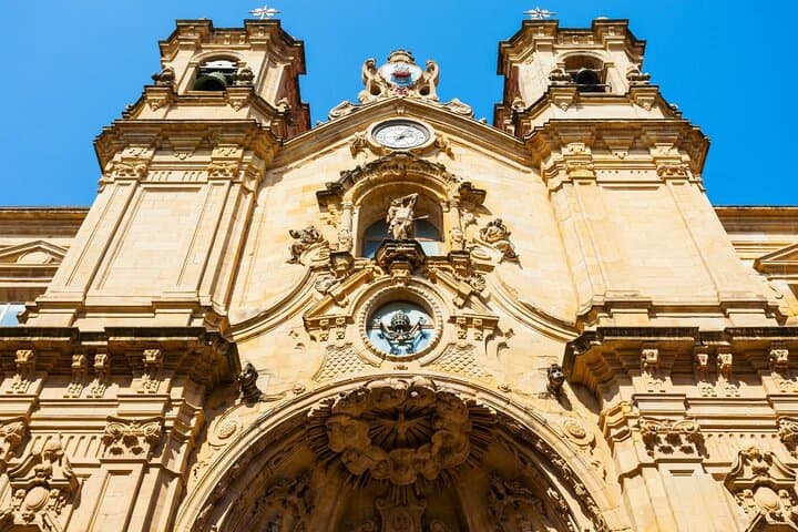Bilbao and San Sebastian Private Tour with Pickup from Bilbao