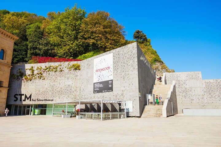 Bilbao and San Sebastian Private Tour with Pickup from Bilbao
