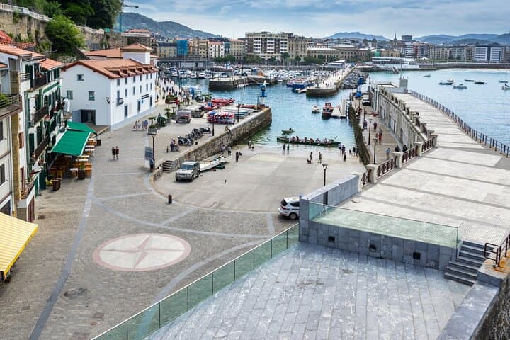 Bilbao and San Sebastian Private Tour with Pickup from Bilbao