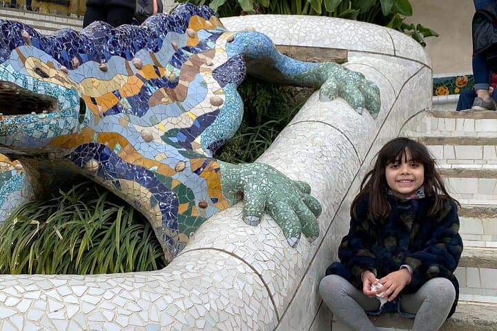 Sagrada Familia and Park Guell 4 hours Gaudi Tour in Barcelona