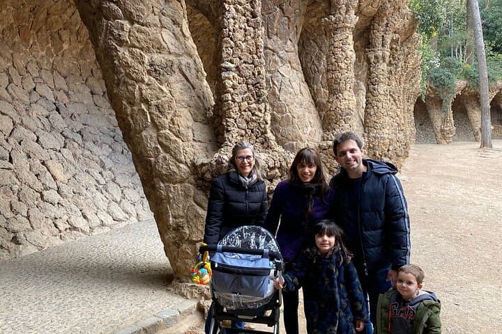 Sagrada Familia and Park Guell 4 hours Gaudi Tour in Barcelona