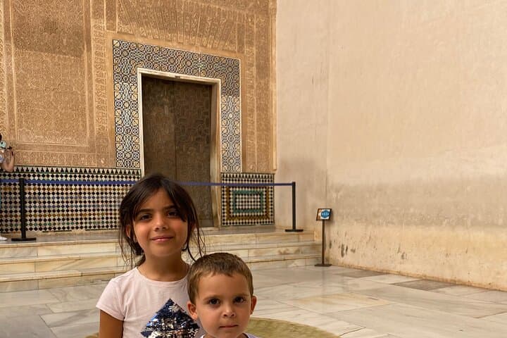 Private Alhambra Tour with an Official Guide in Granada