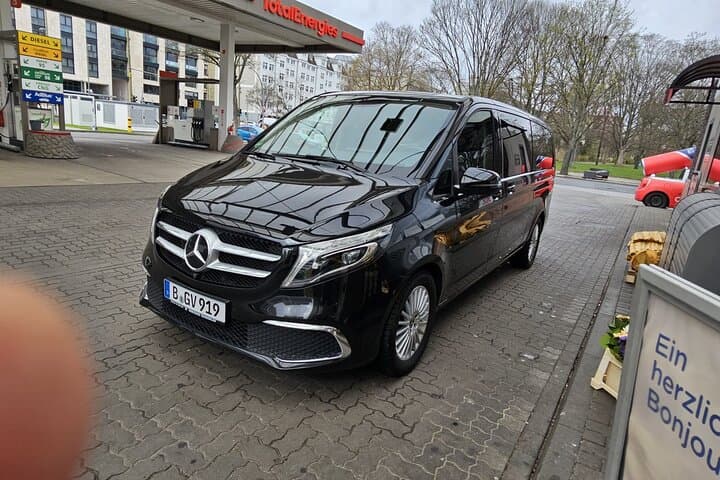 Private Transfer from Madrid Airport to Madrid Hotels