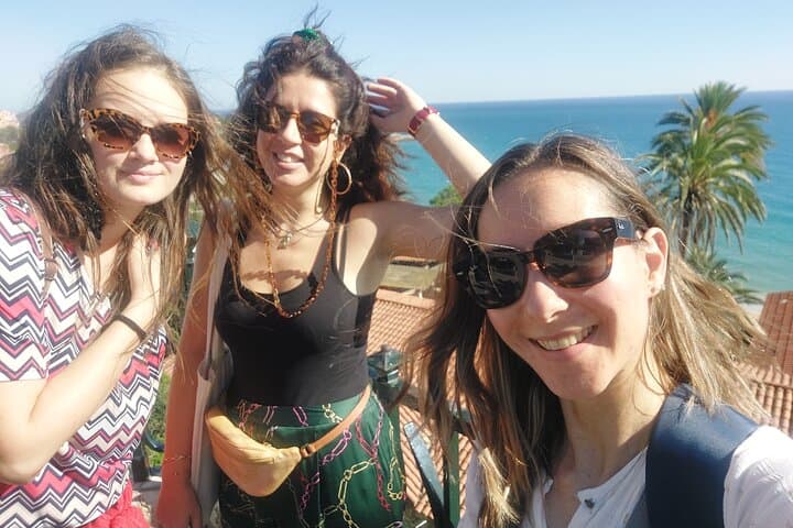 Tarragona Self-Guided City Walking Tour & Scavenger Hunt