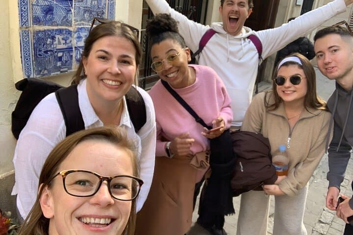 Valencia Iconic Self-Guided City Walking Tour & Scavenger Hunt