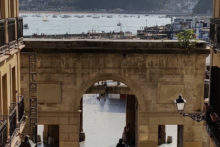 Private Walking Tour of Essential Spots of San Sebastian