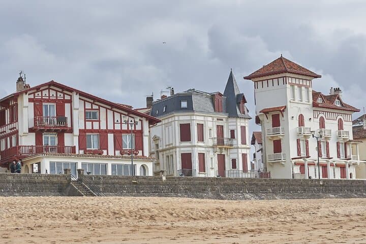 Private Tour to Biarritz and Baiona from Bilbao