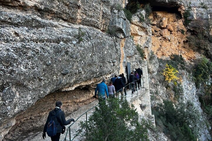 The Don Juan Caves and Júcar River Cruise from Valencia