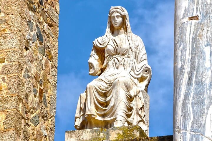 Explore Merida: Roman Theatre, Amphitheatre, Alcazaba & Aqueduct