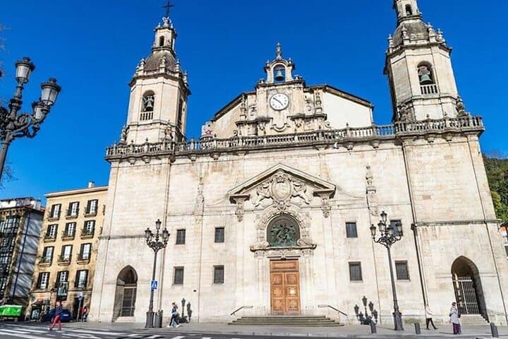 Private Bilbao walking tour
