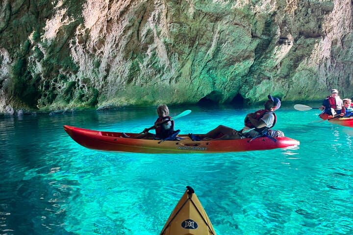 Cova dels Orguens: Cave Exploring Kayak & Snorkel Tour in Javea