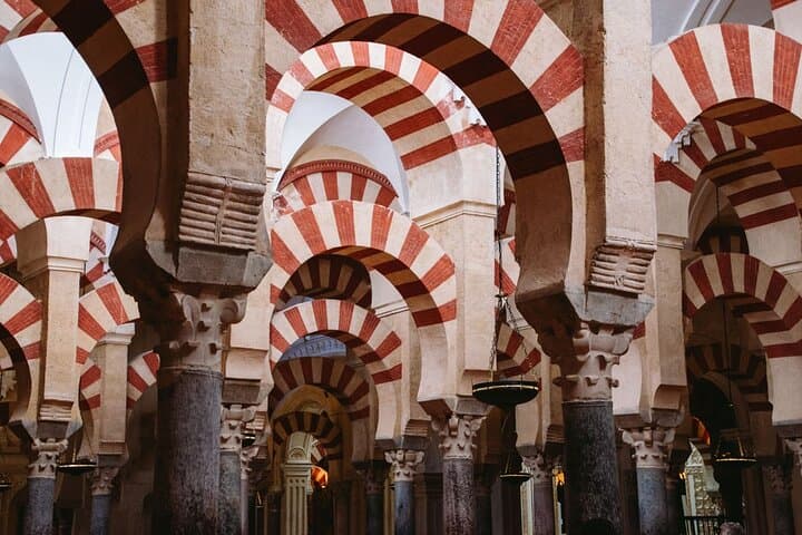 3-Hour Private Tour of Cordoba Weekends Tickets included