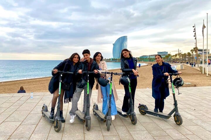 Barcelona Sagrada familia Electric Scooter or E-Bike Tour