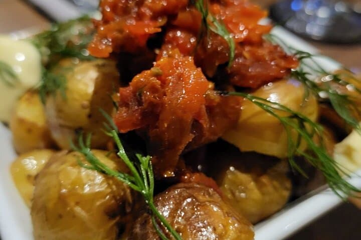 Barcelona: Wine and Tapas Pairing Experience
