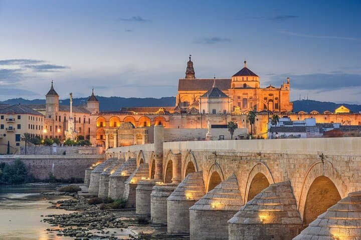 3-Hour Private Tour of Cordoba Weekends Tickets included