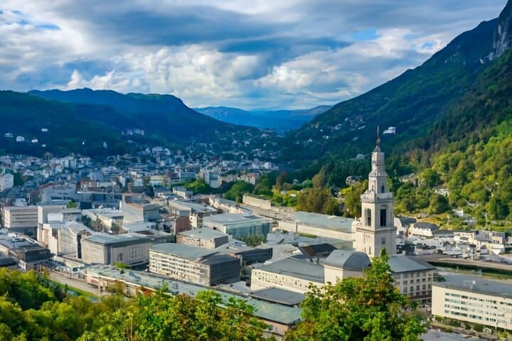 Private Transfer from Barcelona to Lourdes in France
