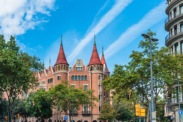 Self Guided Tour of Modernist Barcelona Art and Architecture
