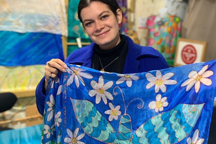Private Class Paint your silk scarf with a Valencian artisan