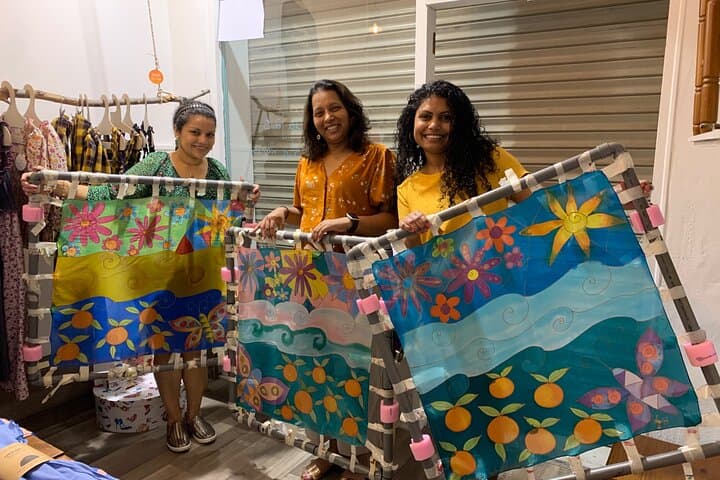 Private Class Paint your silk scarf with a Valencian artisan
