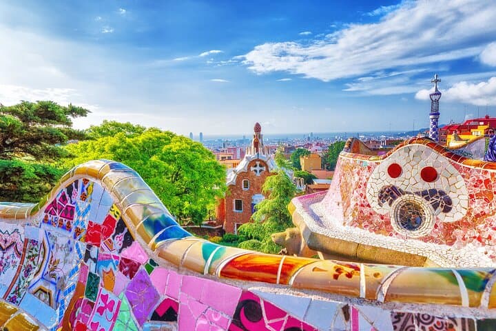 Private Park Güell Guided Experience