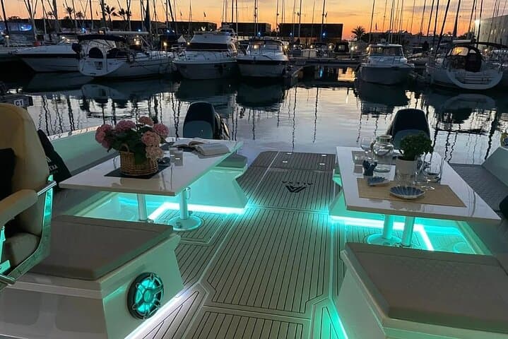 Private Romantic Dinner by Catamaran with Night and Navigation