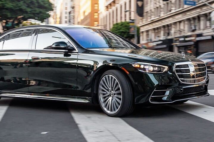 Departure Transfer Barcelona to El Prat Airport BCN by Luxury Car