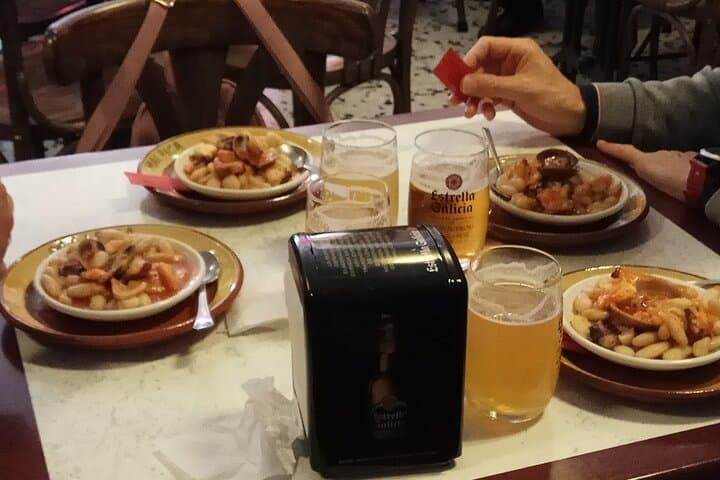 Tapas tasting with drinks at Santiago Old Town