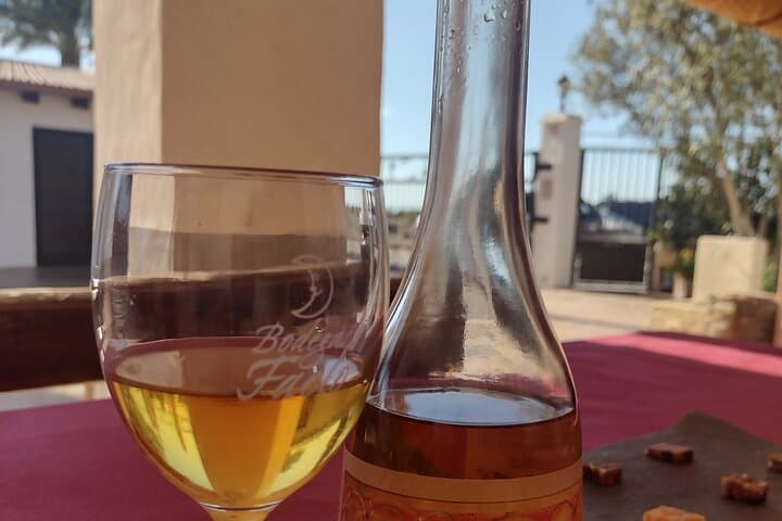 Private Alicante Guided Tour and Winery Visit