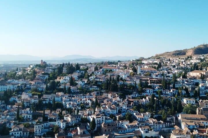 Fascinating discovery of Albaicín and the Gypsy quarter of Sacromonte