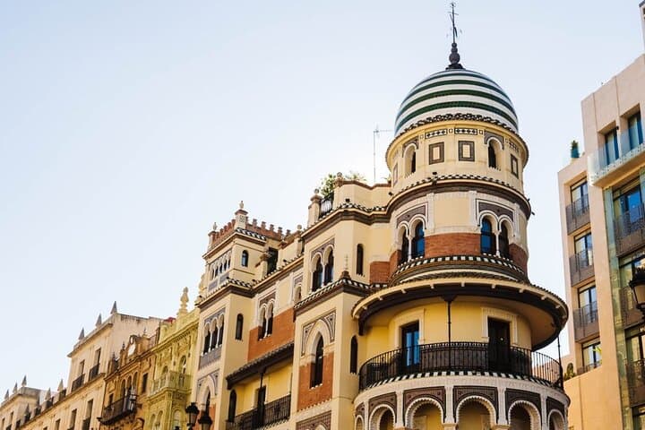 Exclusive walking tour of Seville, max 10 travelers