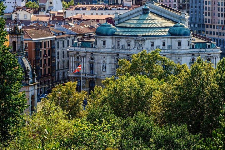 Bilbao Must See Attractions Walking Tour With A Guide
