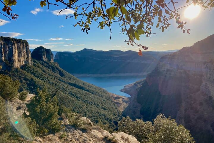 Medieval Towns and Nature Parks Exclusive Trip with Pickup