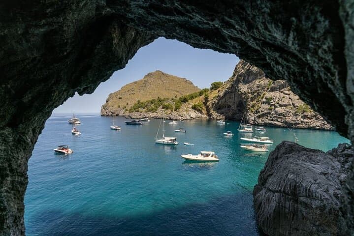Boat, Tram and Train Tour in Mallorca from the South