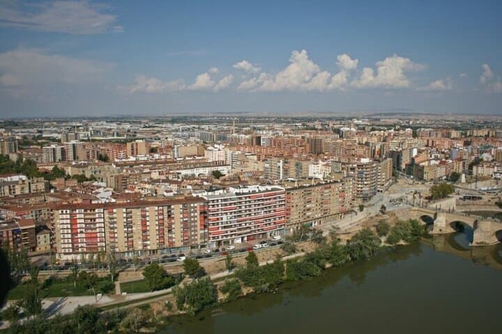 Zaragoza Must-See Attractions Walking Tour With A Guide