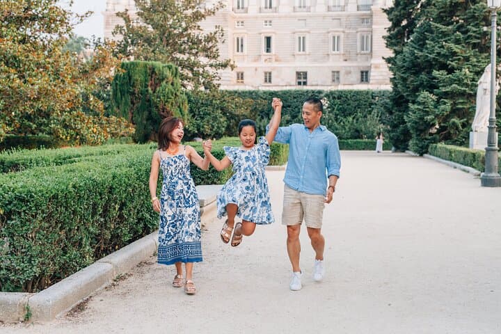Private Vacation Photography Session with Photographer in Madrid