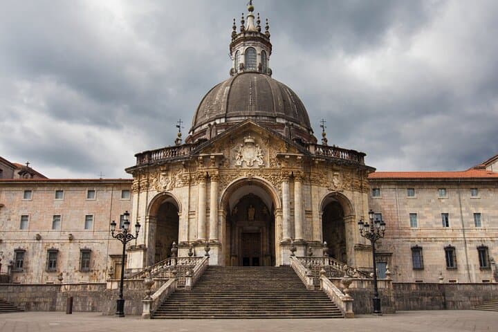 Private Tour of San Sebastian, Zumaia and Loyola